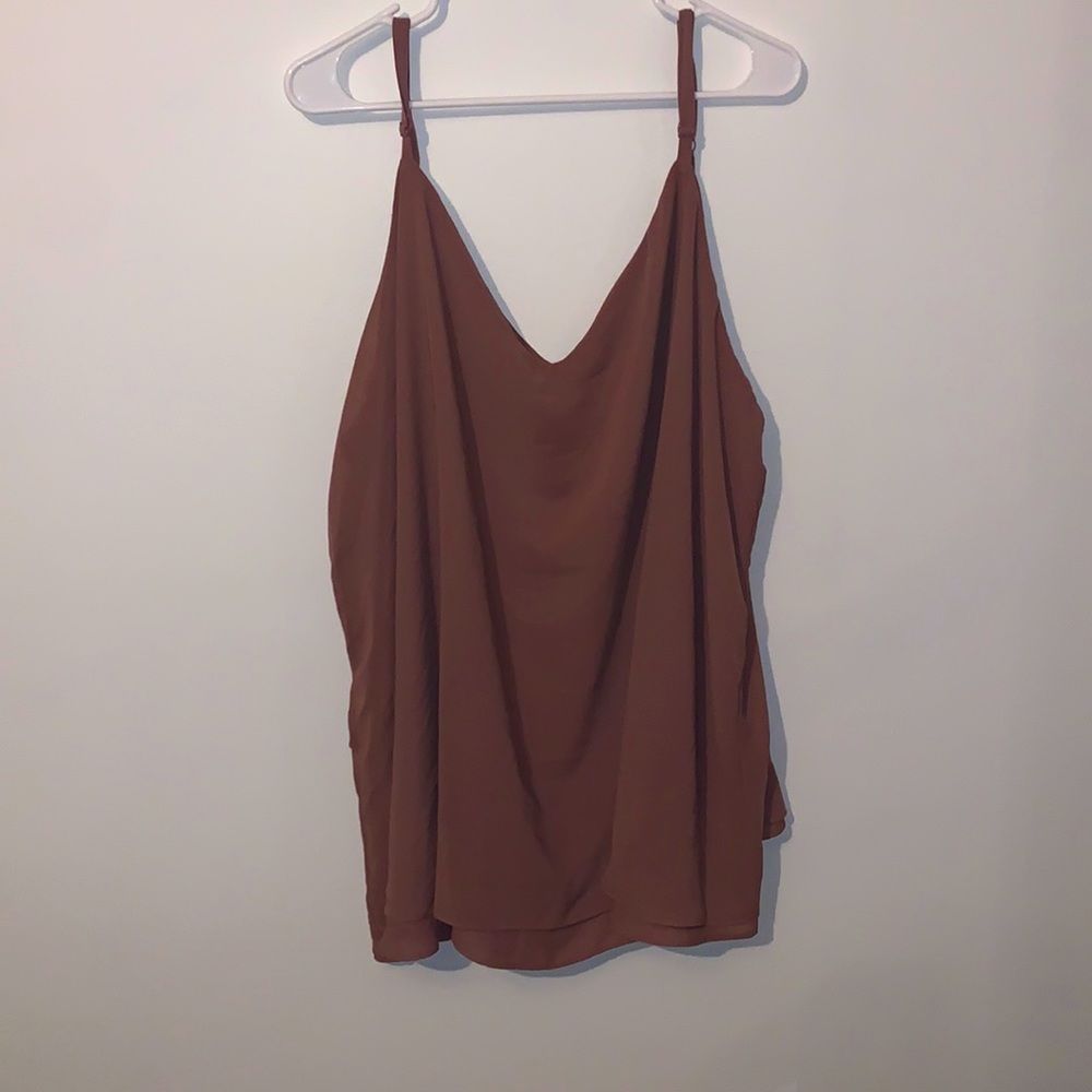 Flows mauve tank top
